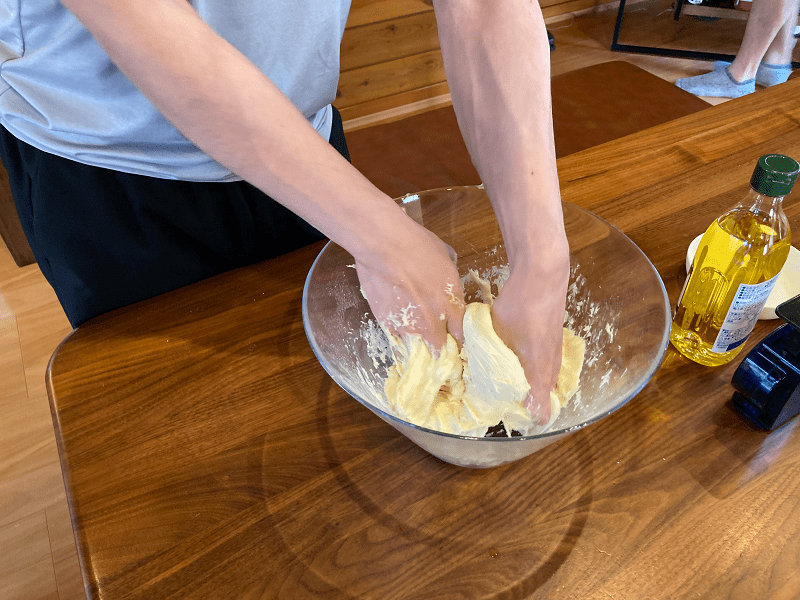 トルティーヤこねる１