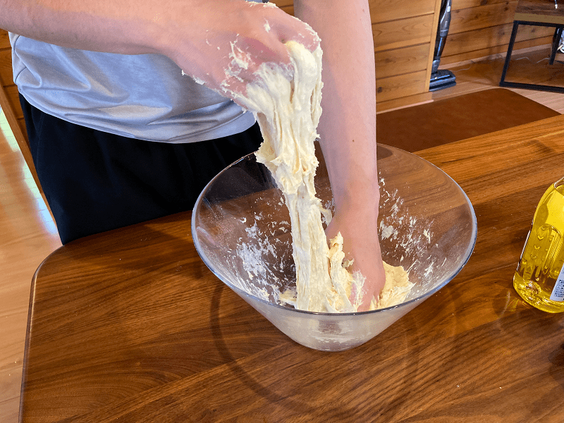 トルティーヤこねる２